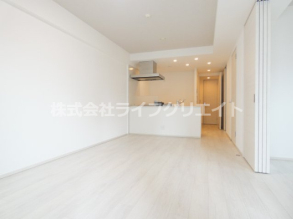 プライマル八王子横山町の居間・リビング