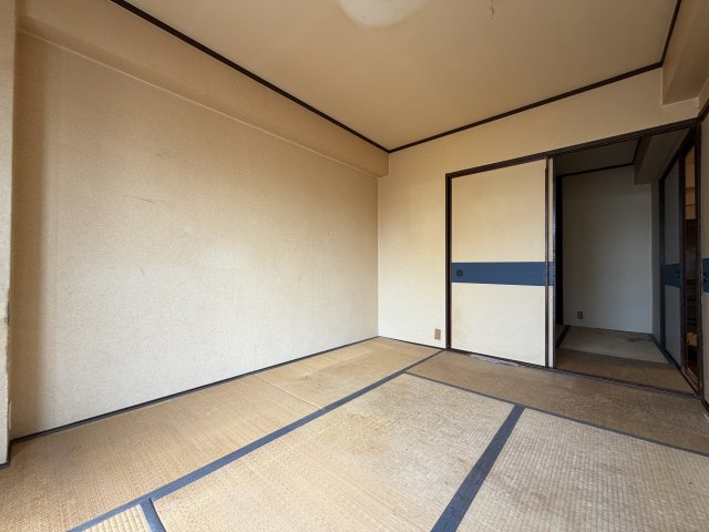 杉本町グランドハイツの和室