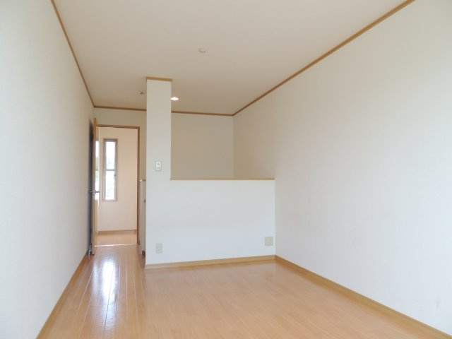 テラスデュオ一番館の洋室