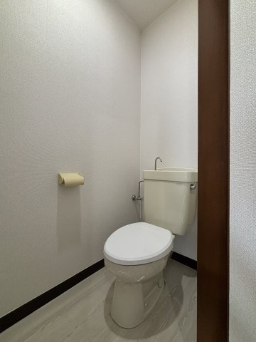 ハウスメモリアルⅠのトイレ