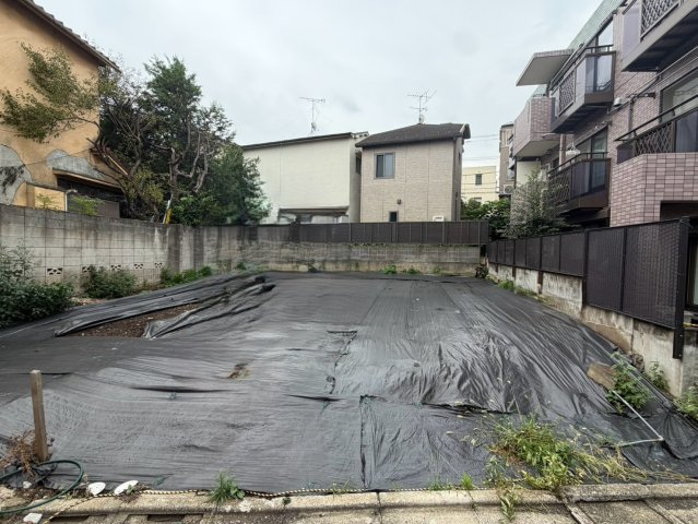 目黒区上目黒4　建築条件なし売地の外観