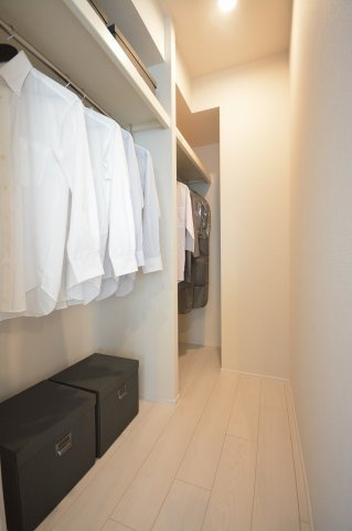 大阪市西区西本町１丁目の賃貸マンションの収納