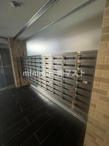 大阪市西区北堀江１丁目の賃貸マンションのロビー