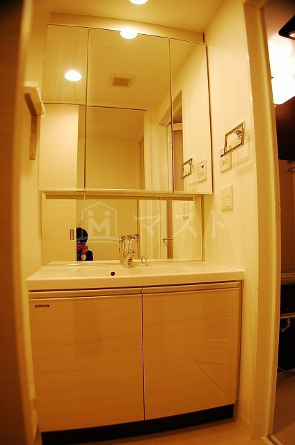 大阪市中央区南船場３丁目の賃貸マンションの洗面所|洗面所