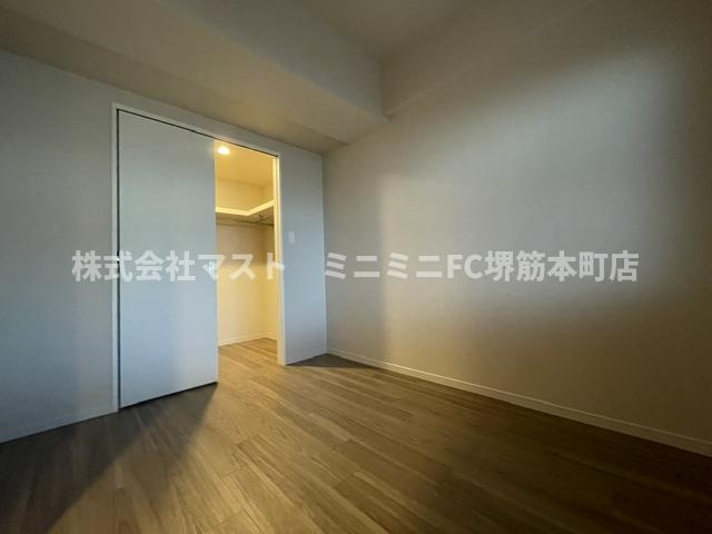 大阪市中央区谷町６丁目の賃貸マンションの居間・リビング