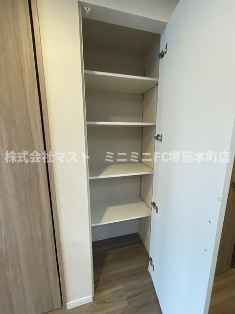大阪市中央区谷町６丁目の賃貸マンションの収納