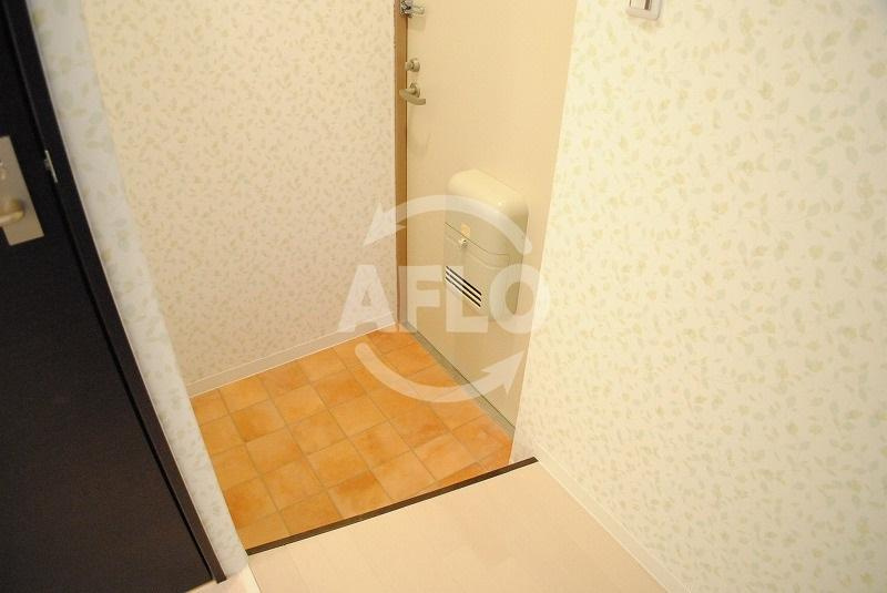 ベルメゾン本町の玄関|ベルメゾン本町　玄関