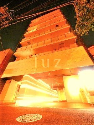 グロース西横浜の外観