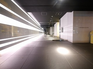 グロース西横浜のエントランス