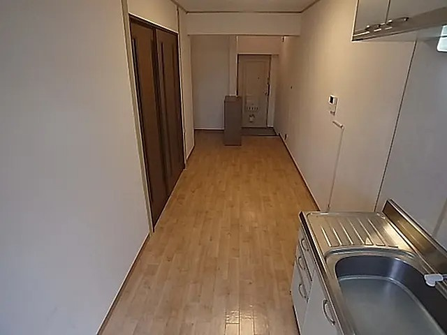 神戸市灘区篠原中町６丁目の賃貸マンションの居間・リビング