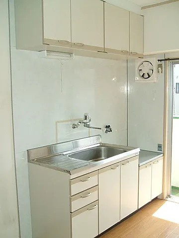 神戸市灘区篠原中町６丁目の賃貸マンションのキッチン