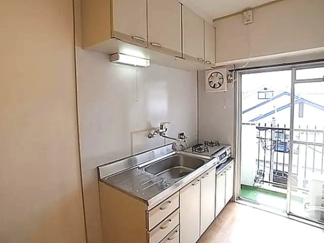 神戸市灘区篠原中町６丁目の賃貸マンションのキッチン