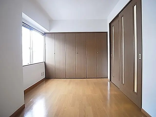 神戸市灘区篠原中町６丁目の賃貸マンションの居間・リビング