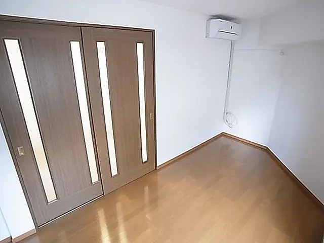 神戸市灘区篠原中町６丁目の賃貸マンションの居間・リビング