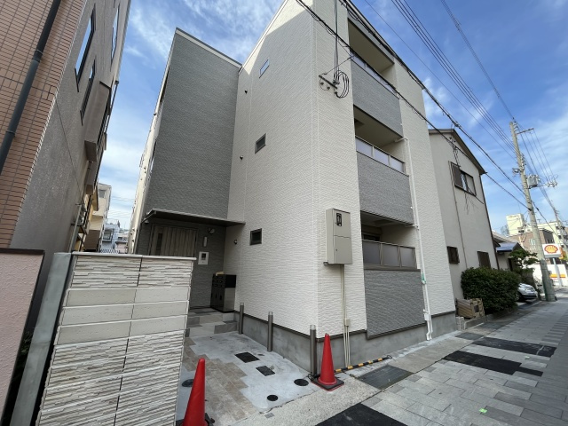 神戸市東灘区深江本町２丁目のアパートの外観