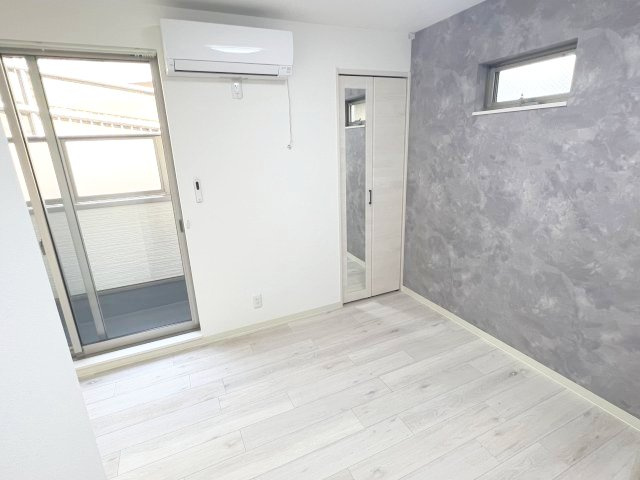 神戸市東灘区深江本町２丁目のアパートの居間・リビング