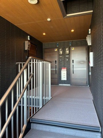 神戸市東灘区御影３丁目のアパートのロビー