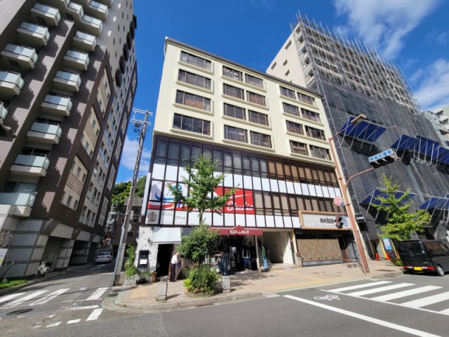 神戸市中央区加納町２丁目の賃貸マンションの外観