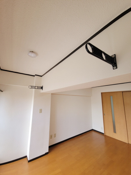 神戸市中央区加納町２丁目の賃貸マンションの居間・リビング