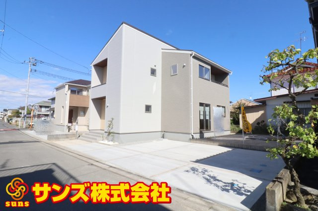 郡山市静西１丁目　　　２号棟　　　大成小学校、郡山第７中学区　の外観|南西側から見た駐車場を含む外観♪