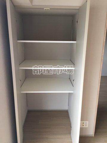 オープンレジデンシア池之端の収納
