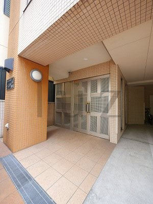 レアル川崎のエントランス
