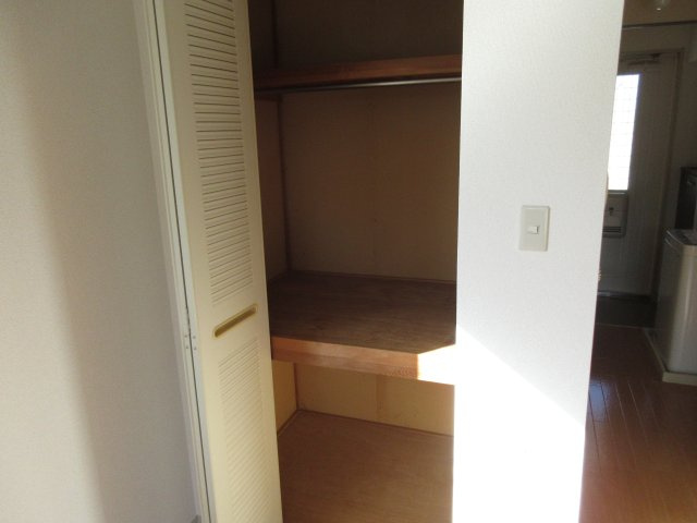 クイーンハイツ青山Aの収納
