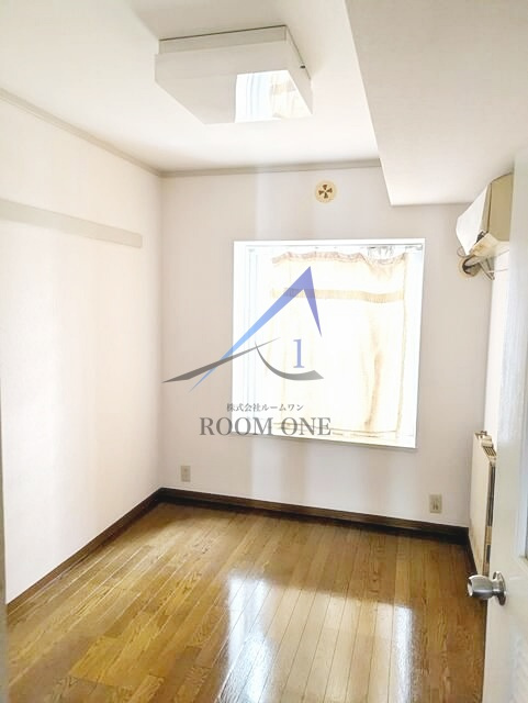 潮路東ハイツ５３号棟の寝室|寝室です。