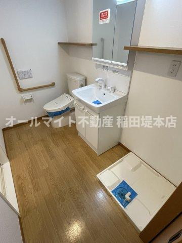 川崎市多摩区布田の賃貸マンションの洗面所