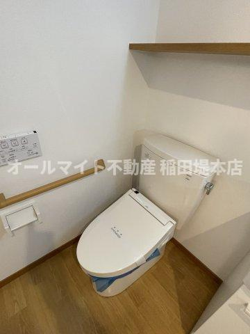 川崎市多摩区布田の賃貸マンションのトイレ