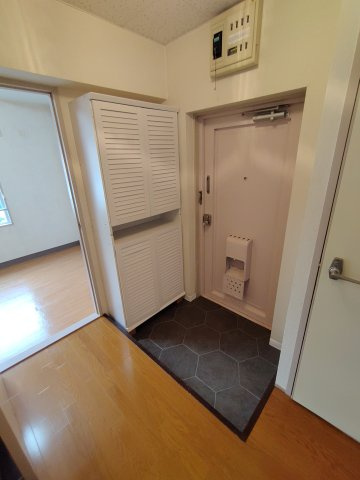 エトワール小山の玄関