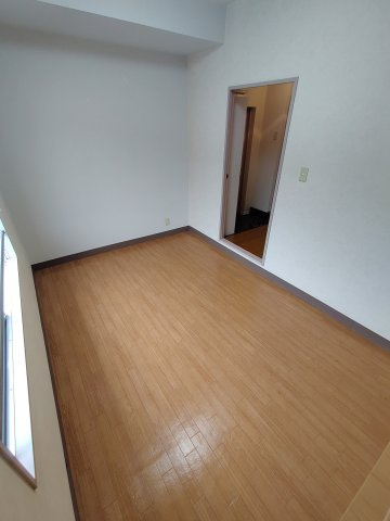 エトワール小山の居間・リビング