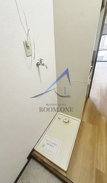 廣神ハーモニーマンションの設備|洗濯機置き場です。