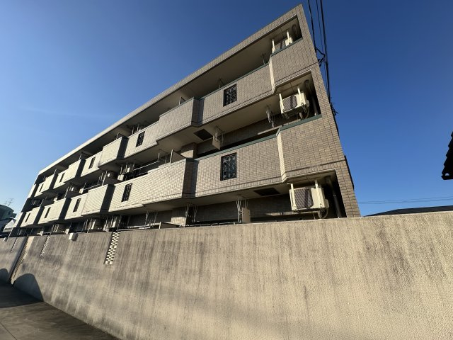 パルティールの外観
