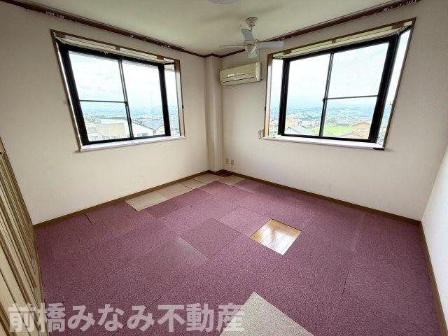 【中古】渋川市半田　６LLDDKKの洋室|スタンダードな洋室です