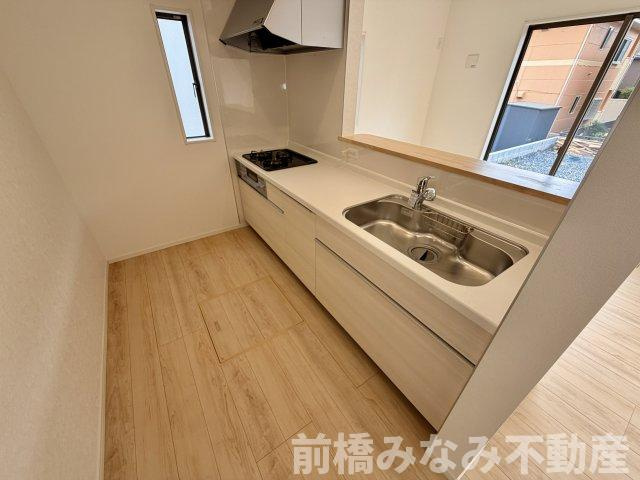 【新築】前橋市川原町第4　３号棟(全３棟)　クレイドルガーデン　新築建売分譲のキッチン|コンパクトなキッチンで掃除もラクラク
