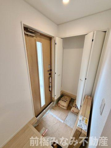 【新築】前橋市川原町第4　２号棟(全３棟)　クレイドルガーデン　新築建売分譲の玄関|きれいな玄関です
