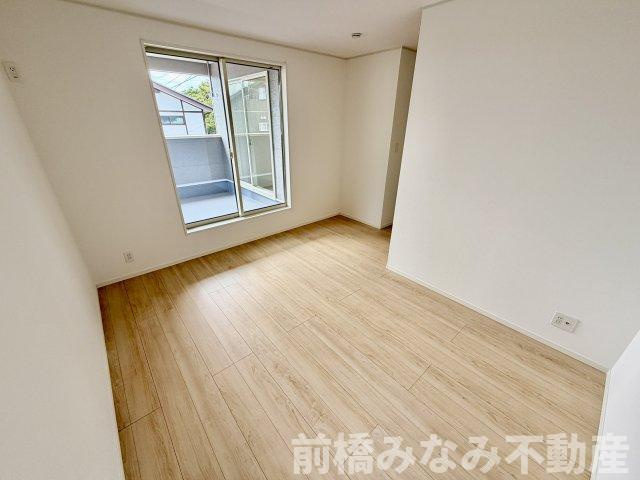 【新築】前橋市川原町第4　１号棟(全３棟)　クレイドルガーデン　新築建売分譲の洋室|落ち着いた色調の洋室です