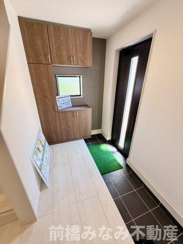 【新築】前橋市青柳町第４　限定１棟　リーブルガーデン　新築建売の玄関|玄関です