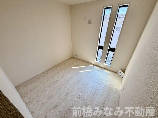 【新築】前橋市青柳町第４　限定１棟　リーブルガーデン　新築建売の洋室|スタンダードな洋室です