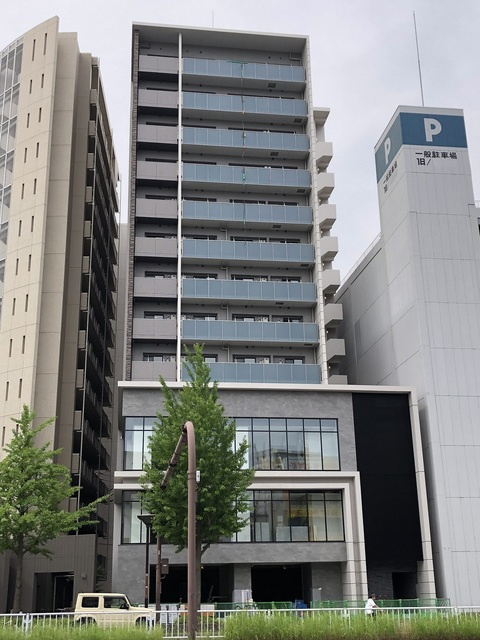 ＧＲＡＮＤ　ＥＳＰＯＩＲ　車道の外観