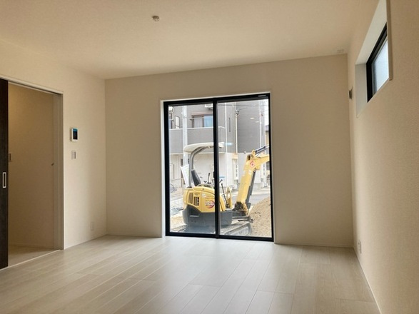 仲介手数料無料【リーベルガーデン蟹江町冨吉駅北　新築戸建】の居間・リビング