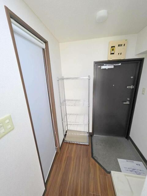 田頭ビルの玄関