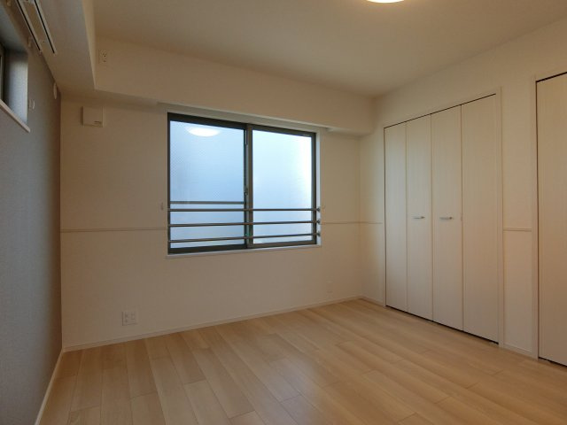 【洋室】 | CASA　SERENA