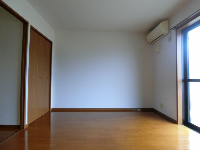 【洋室】 | フジパレス式内町3番館