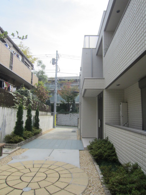 ラークアンシエル成城のその他|★綺麗なアプローチ★