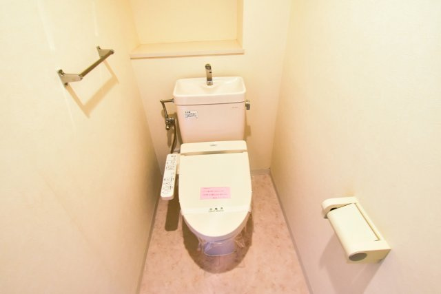 NTPRレジデンス甲子園四番町のトイレ|トイレ