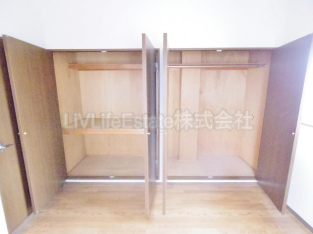 東村山市野口町２丁目の賃貸マンションの収納
