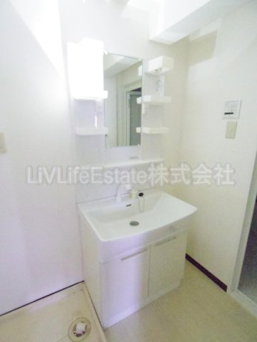 東村山市野口町２丁目の賃貸マンションの洗面所