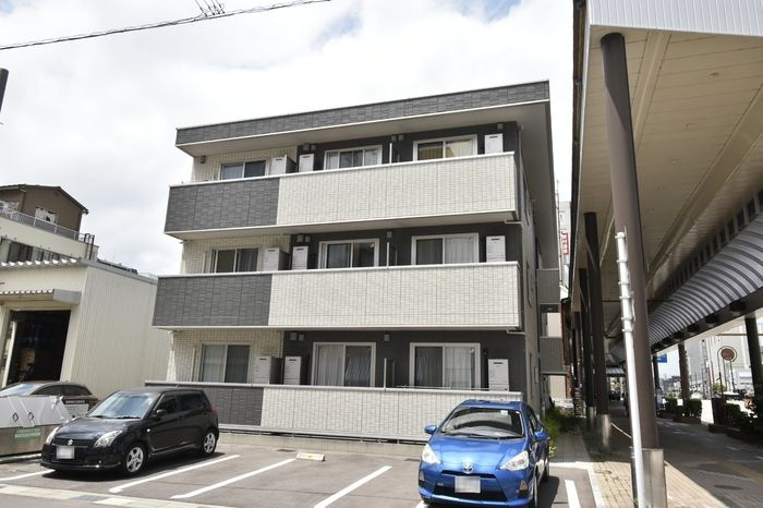 グランドコート堤町